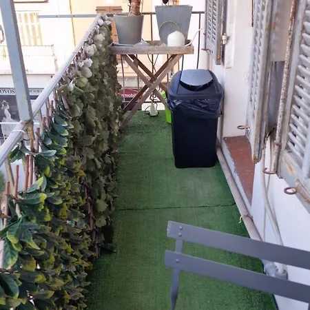 Apartament 2p Plein Centre D'antibes, 500m Bord De Antibes